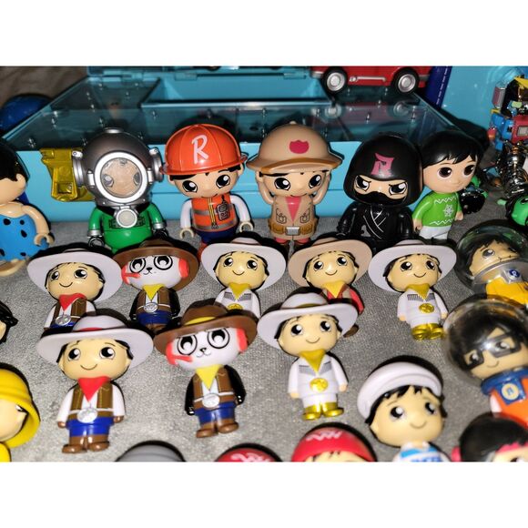 RYAN'S World HUGH LOT (179 pieces) 2 Cases Road TRIP RARE Large Mini Assorted - Picture 3 of 14